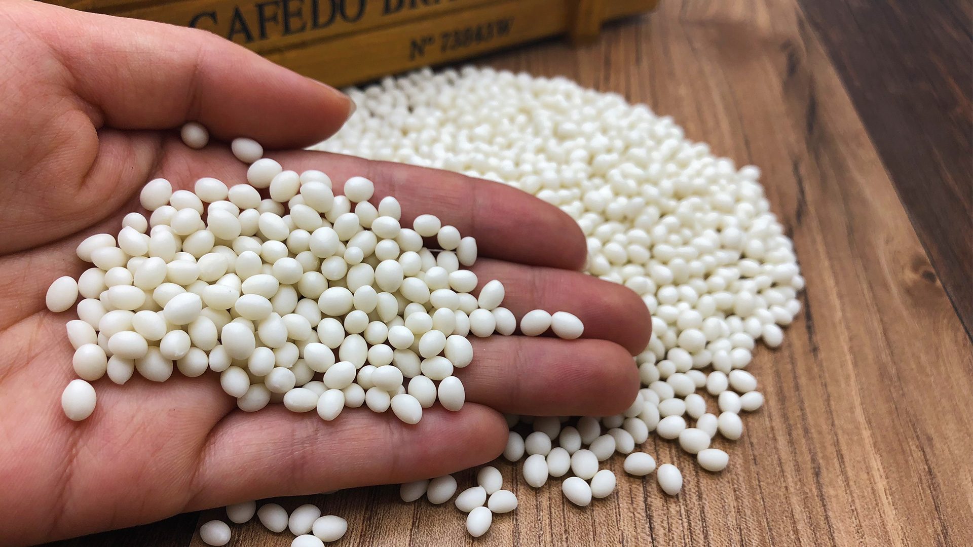 Glue Granules