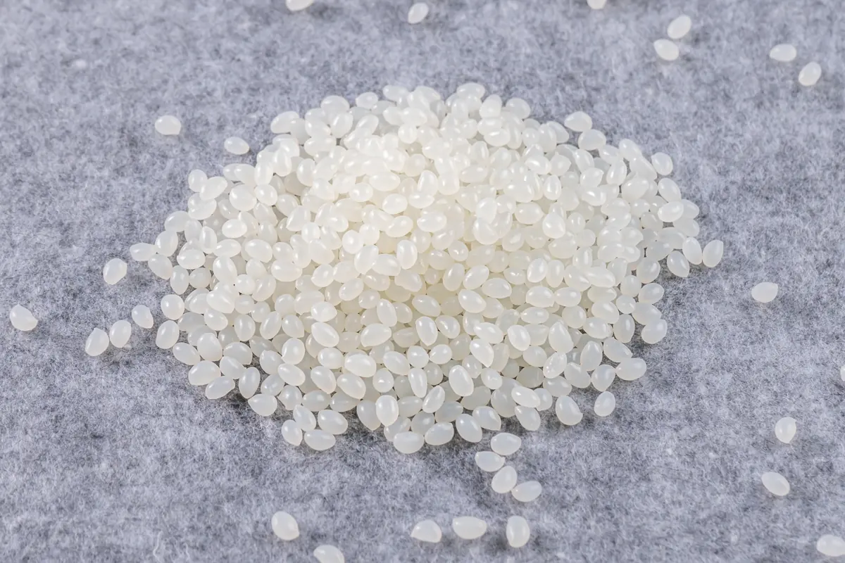L-2406 Paper & Bookbinding Hot Melt Pellets
