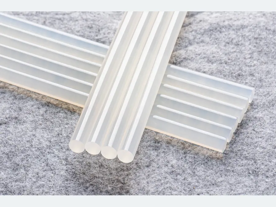 BT-4110 Glue Sticks for Carton, Metal, Fabric & Plastic