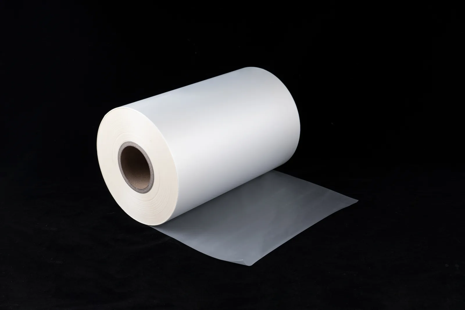 Thermal lamination film roll with film web extended
